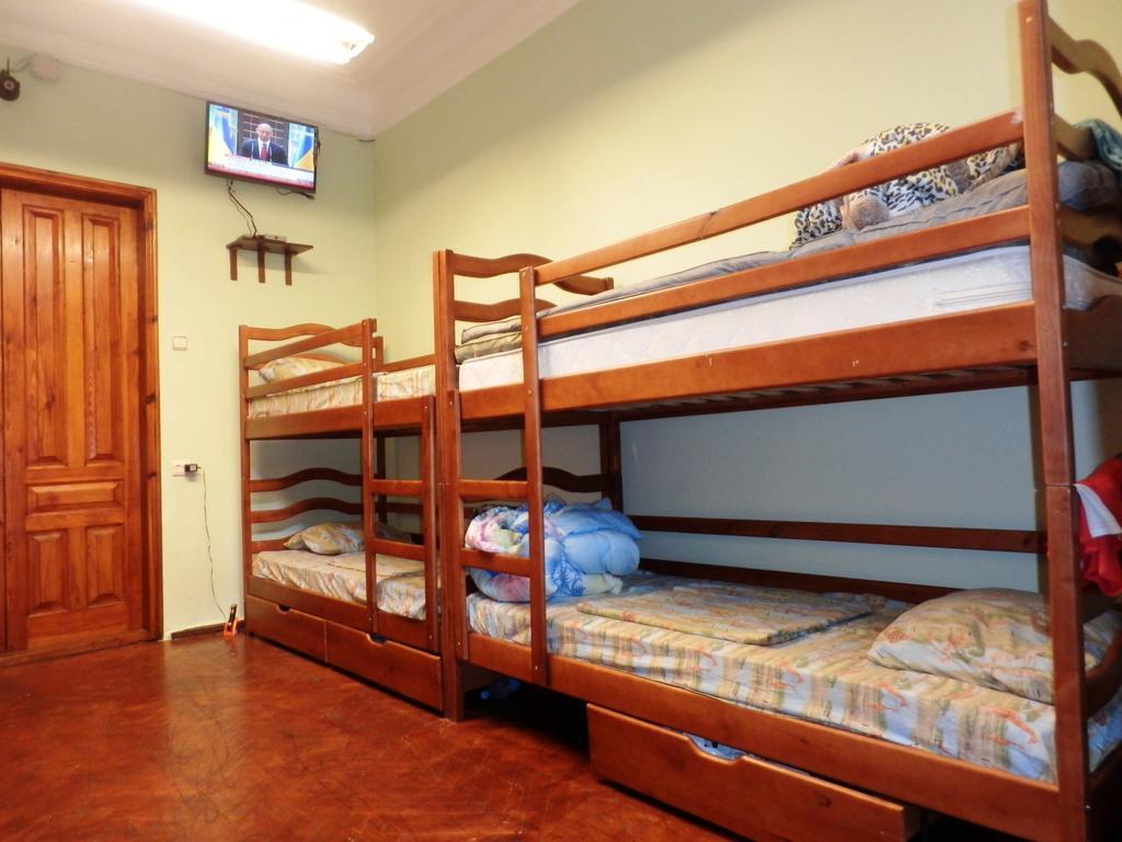 Yourhostel Kiev Rom bilde